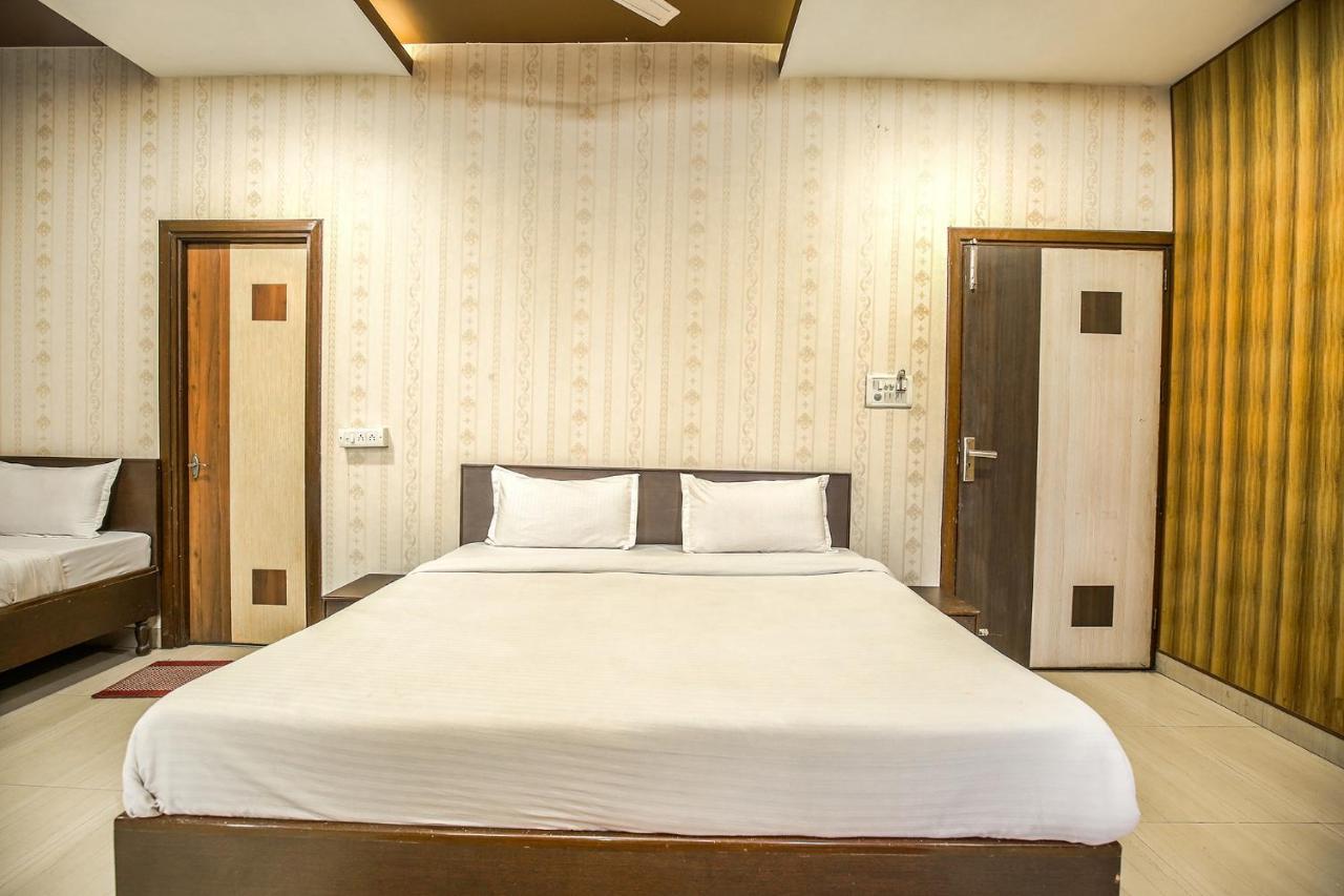 Hotel Hk Continental Амрітсар Екстер'єр фото