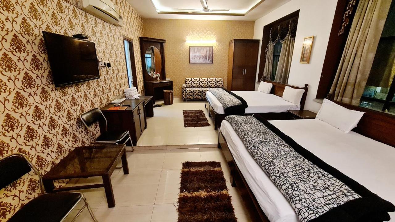 Hotel Hk Continental Амрітсар Екстер'єр фото